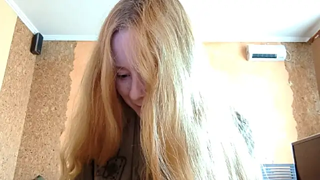KateVibe 01 online show from April 24, 2026, 4:03 am