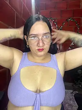 Fresita-12 online show from May 16, 2026, 7:24 pm