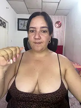 Fresita-12 online show from May 4, 2026, 12:58 am