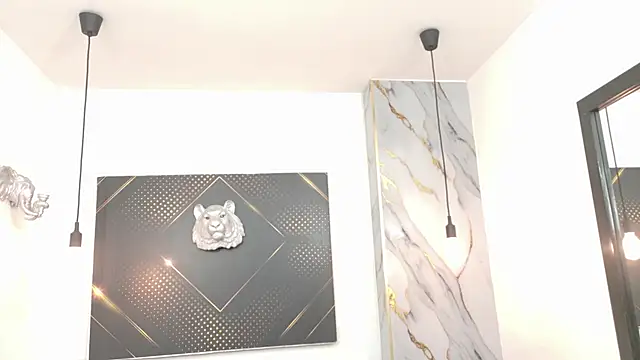 GoldenDesireX  online show from May 17, 2026, 6:52 pm