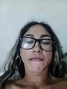 Snapshot of kimJavi chatting on April 7, 2026, 6:37 am kimJavi online show from April 7, 2026, 6:37 am