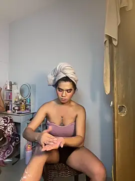 JassmineLove online show from May 17, 2026, 3:12 pm