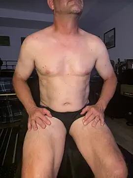 GeetarLuvver online show from July 19, 2026, 1:25 am