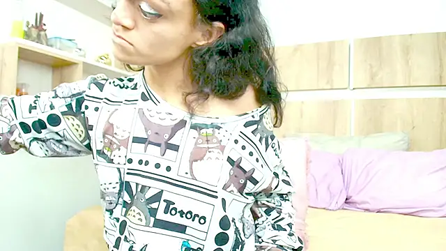 Snapshot of Little__maddy chatting on April 29, 2026, 5:30 pm Little maddy online show from April 29, 2026, 5:30 pm