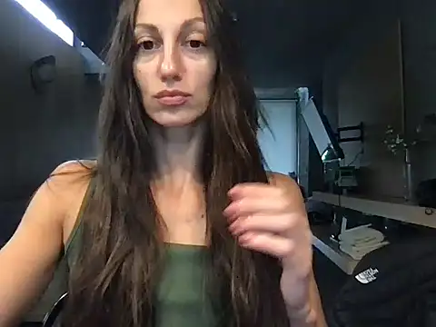 canduxgirl online show from April 7, 2026, 3:58 pm