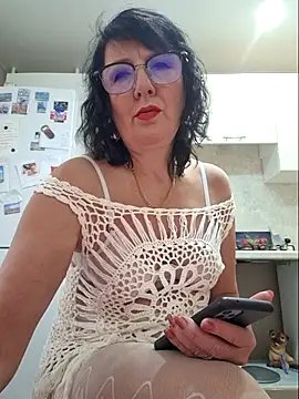 Snapshot of LaliaMia chatting on November 1, 2025, 5:03 am LaliaMia online show from November 1, 2025, 5:03 am