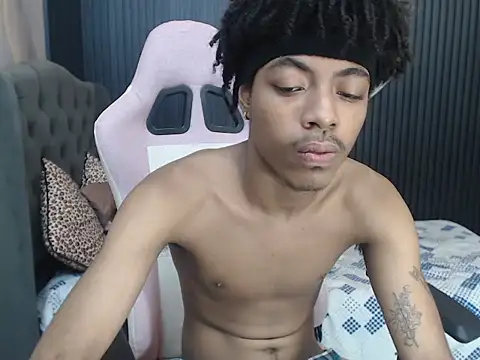 velvetcouple x online show from May 29, 2026, 6:47 pm