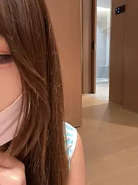 kkkiii-42 online show from May 26, 2026, 5:11 pm