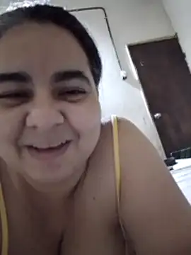 Snapshot of Golositadeamor chatting on June 29, 2026, 8:19 pm Golositadeamor online show from June 29, 2026, 8:19 pm