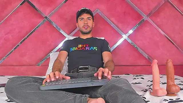 RodrigoColby2 online show from July 14, 2026, 2:38 am