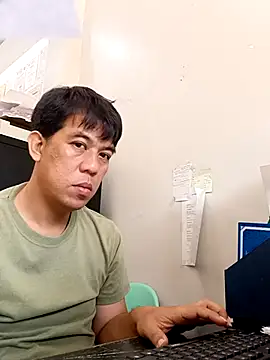 akiramoore online show from June 25, 2026, 2:20 am
