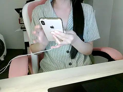 lucienguyen online show from July 13, 2026, 6:18 pm
