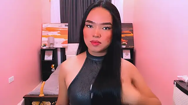 urhotmem online show from April 7, 2026, 12:07 pm