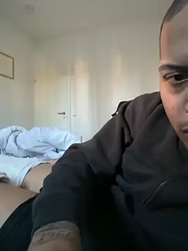 Snapshot of Yiskel chatting on April 7, 2026, 4:31 pm Yiskel online show from April 7, 2026, 4:31 pm