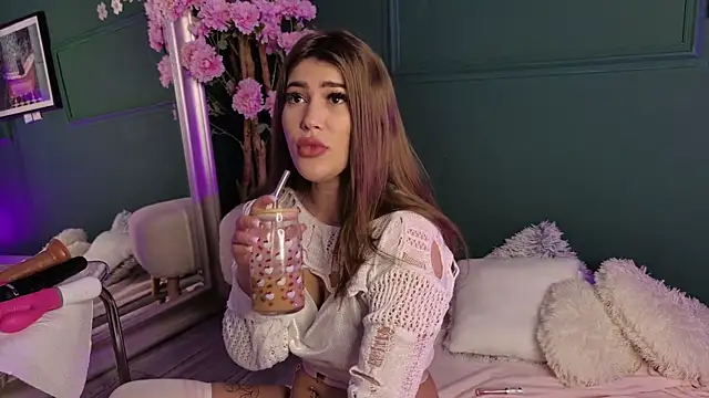 BettyVelvet online show from April 21, 2026, 4:41 am