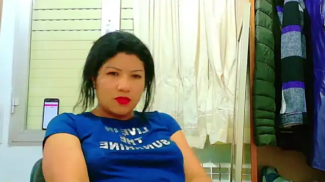 Snapshot of MojaditPussy chatting on April 22, 2026, 7:31 pm MojaditPussy online show from April 22, 2026, 7:31 pm