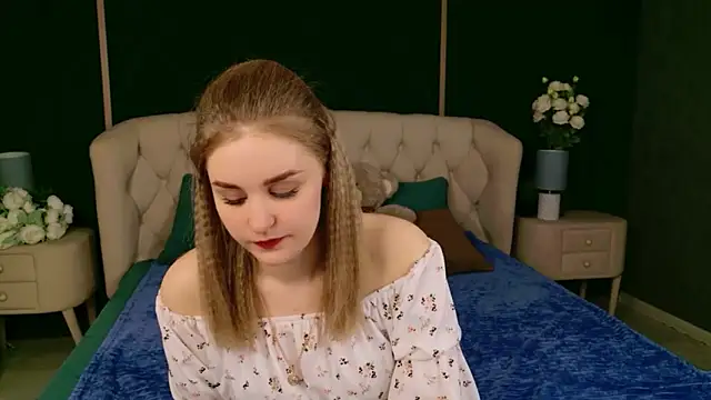 Molly Voses online show from May 1, 2026, 8:36 pm