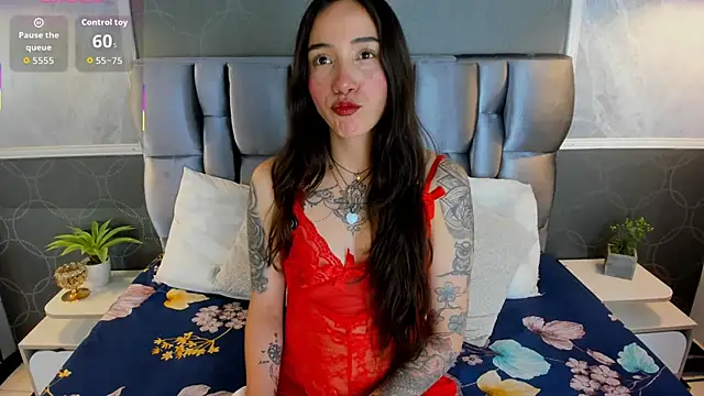 Cata Jonees online show from May 8, 2026, 7:39 pm