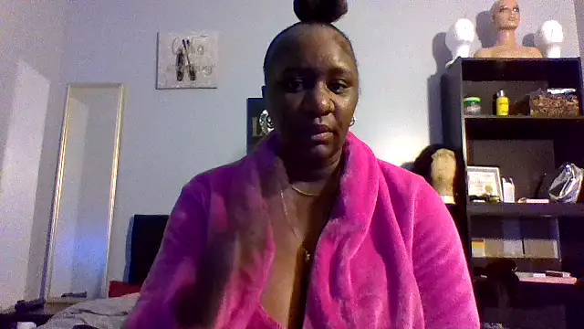 Snapshot of amberchill26 chatting on April 28, 2026, 3:16 pm amberchill26 online show from April 28, 2026, 3:16 pm