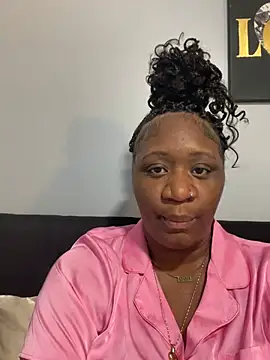 amberchill26 online show from April 21, 2026, 10:16 pm