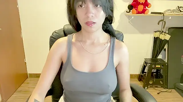 Snapshot of _Oxxme chatting on July 2, 2026, 12:11 am Oxxme online show from July 2, 2026, 12:11 am