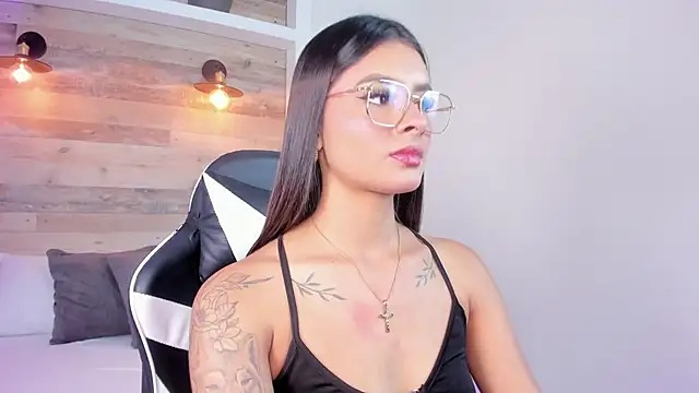 Snapshot of dulce_glow_ chatting on May 2, 2026, 2:28 am dulce glow online show from May 2, 2026, 2:28 am
