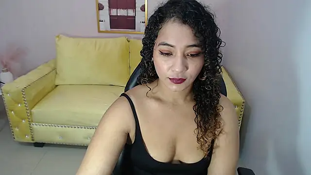 Snapshot of Brittany_ch chatting on May 5, 2026, 8:12 pm Brittany ch online show from May 5, 2026, 8:12 pm