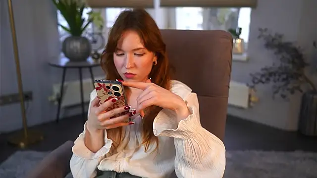 Snapshot of AvisKaplin chatting on April 7, 2026, 1:13 pm AvisKaplin online show from April 7, 2026, 1:13 pm