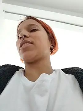 Mia 0-4 online show from May 13, 2026, 4:03 pm