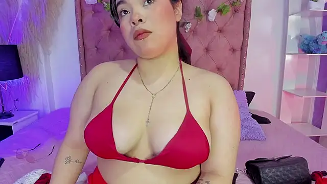 ROSELEI  online show from May 6, 2026, 12:42 pm