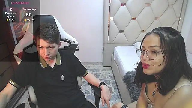 Zoe and jackk  online show from May 3, 2026, 8:12 pm