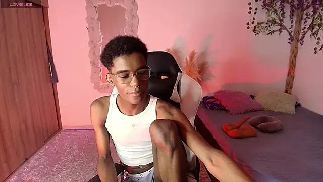 Snapshot of IamAndrey chatting on June 11, 2026, 11:57 pm IamAndrey online show from June 11, 2026, 11:57 pm