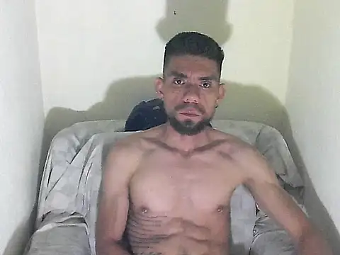 thomas2wood online show from June 13, 2026, 3:04 am