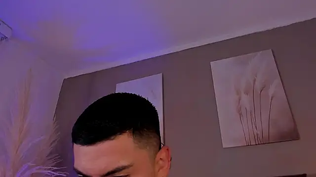 Alexander Diazz online show from June 18, 2026, 2:11 pm
