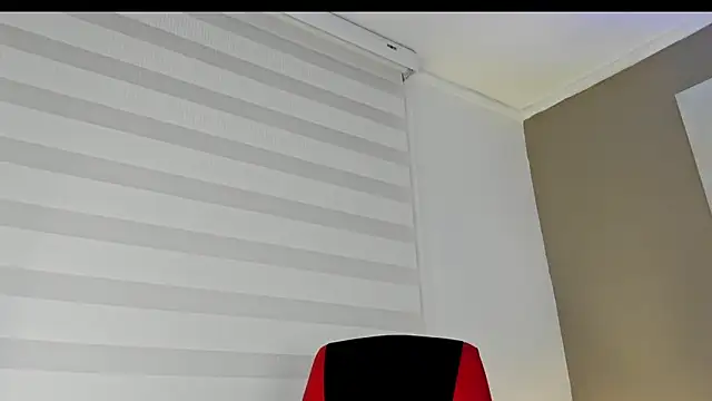 Snapshot of Alexander_Diazz chatting on April 29, 2026, 12:42 pm Alexander Diazz online show from April 29, 2026, 12:42 pm