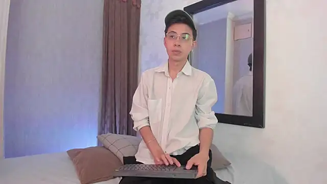youn rider online show from May 19, 2026, 7:54 pm