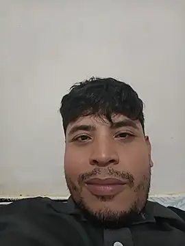 Snapshot of RAMON_CAMPBELL chatting on May 25, 2026, 2:33 am RAMON CAMPBELL online show from May 25, 2026, 2:33 am