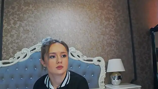 Ivy Quin online show from May 2, 2026, 5:12 am