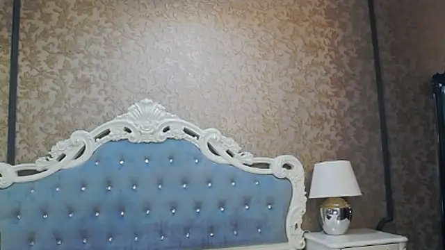 Ivy Quin online show from April 28, 2026, 4:06 am