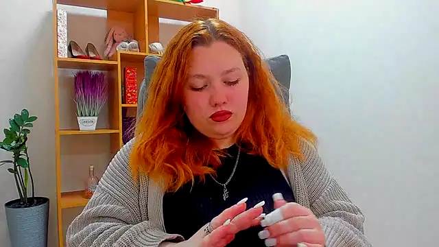 Aillia-Rous online show from May 3, 2026, 6:18 am