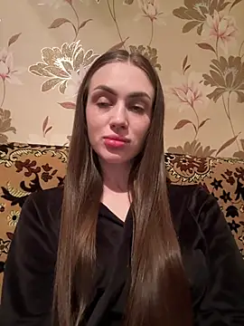 AlinaLove3213 online show from May 26, 2026, 7:23 pm