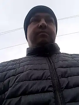 Snapshot of Luceriusbigass chatting on March 10, 2025, 11:12 am Luceriusbigass online show from March 10, 2025, 11:12 am