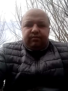 Snapshot of Luceriusbigass chatting on March 14, 2025, 11:23 am Luceriusbigass online show from March 14, 2025, 11:23 am