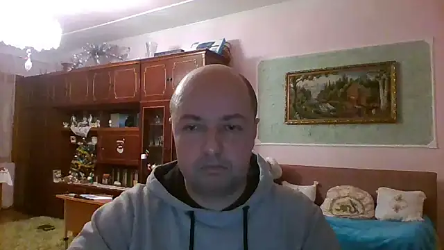 Snapshot of Luceriusbigass chatting on February 9, 2025, 4:50 pm Luceriusbigass online show from February 9, 2025, 4:50 pm