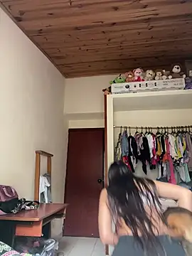 Snapshot of Kloe_zaf chatting on June 4, 2026, 8:46 pm Kloe zaf online show from June 4, 2026, 8:46 pm