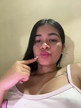 Snapshot of Kloe_zaf chatting on July 12, 2026, 7:31 am Kloe zaf online show from July 12, 2026, 7:31 am