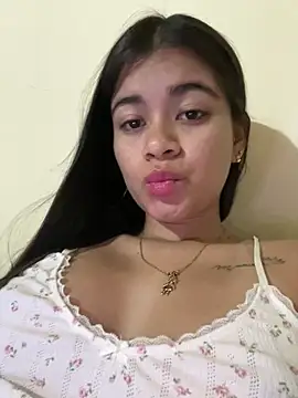 Snapshot of Kloe_zaf chatting on July 2, 2026, 8:09 am Kloe zaf online show from July 2, 2026, 8:09 am