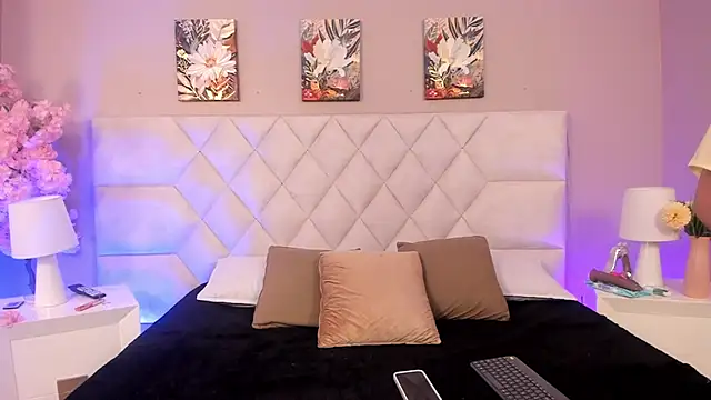 Snapshot of Victoria__lee chatting on April 30, 2026, 3:13 am Victoria lee online show from April 30, 2026, 3:13 am