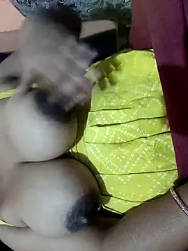 Snapshot of Siya88dev chatting on April 9, 2026, 3:29 pm Siya88dev online show from April 9, 2026, 3:29 pm