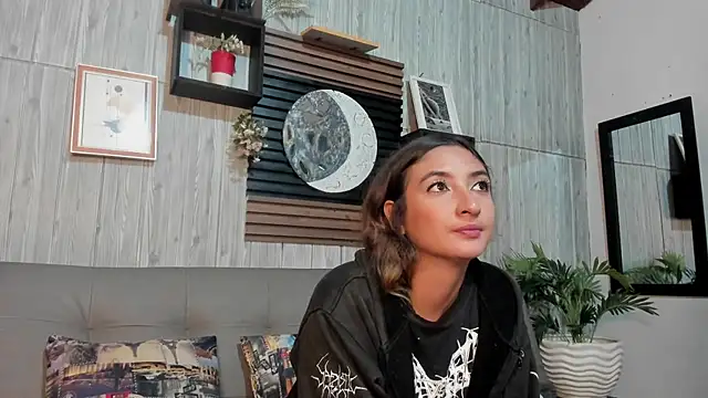 Alucarda666 online show from May 15, 2026, 3:59 am